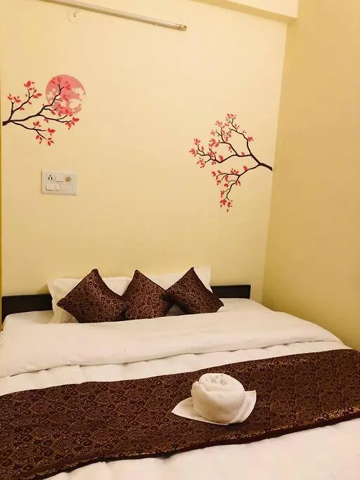 Апартаменты The Emerald House Варанаси